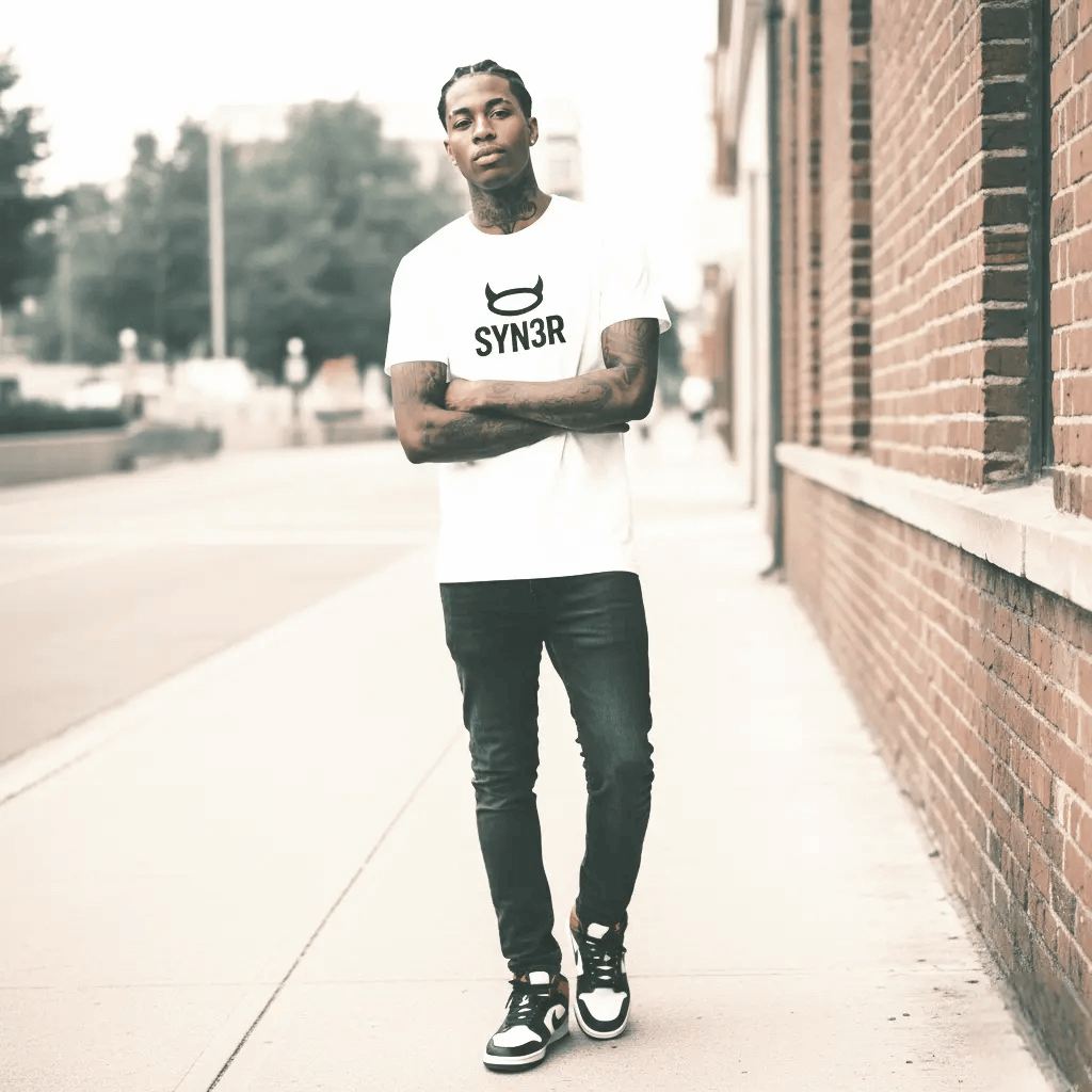 SYN3R T-SHIRT - White, Classic Cotton Comfort - SYN3R